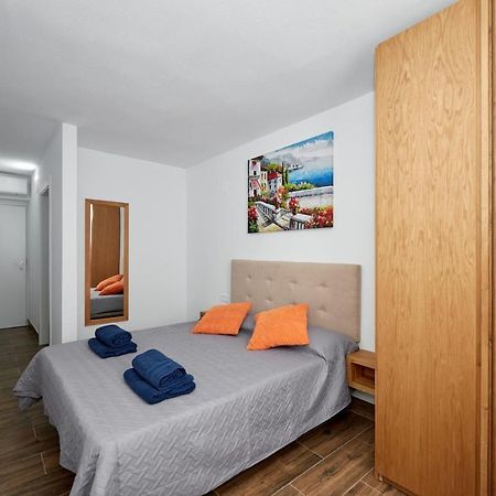El Patio Hostal อาลิกันเต ภายนอก รูปภาพ