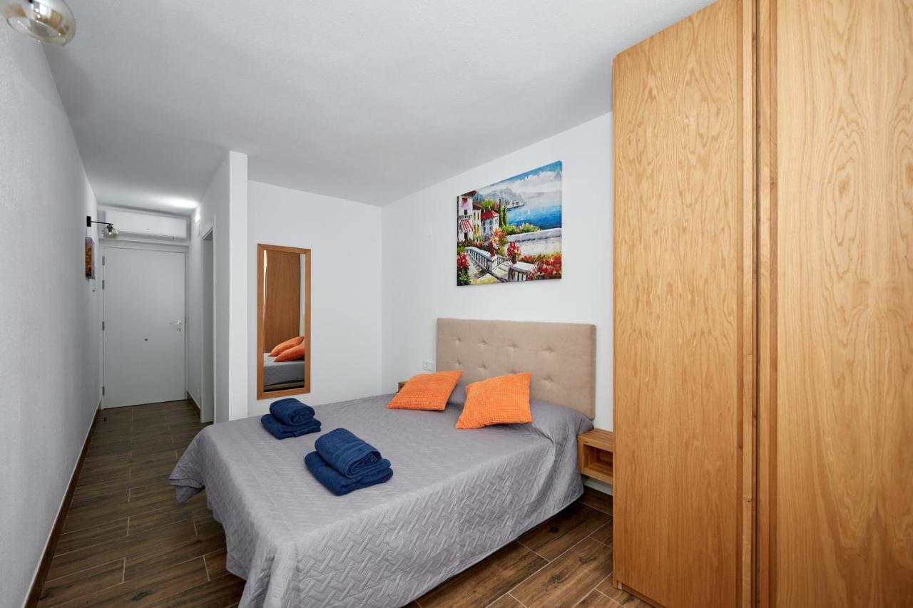 El Patio Hostal อาลิกันเต ภายนอก รูปภาพ