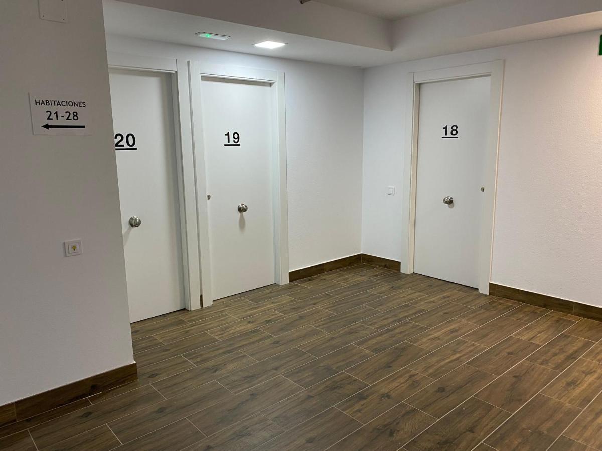 El Patio Hostal อาลิกันเต ภายนอก รูปภาพ