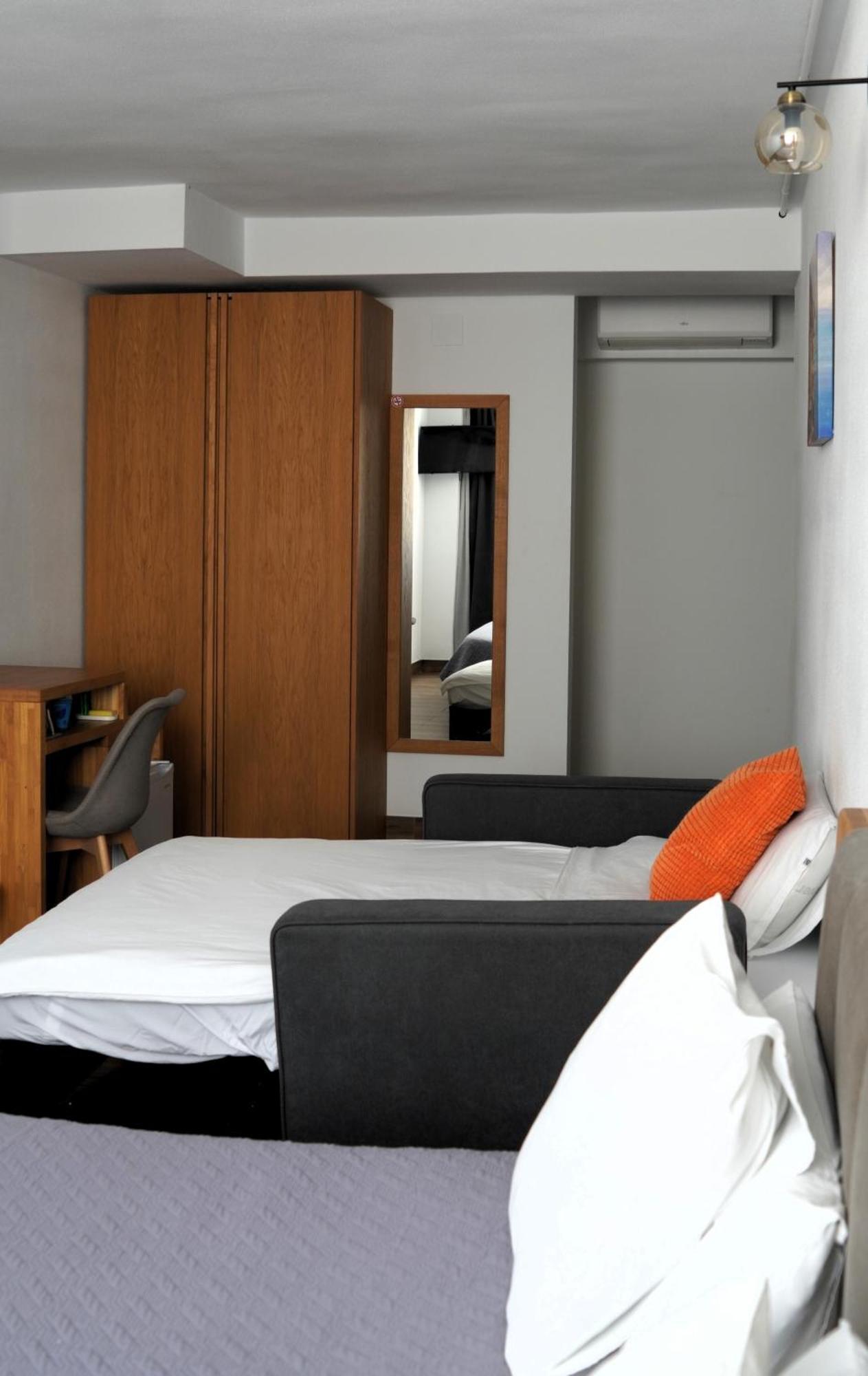 El Patio Hostal อาลิกันเต ภายนอก รูปภาพ