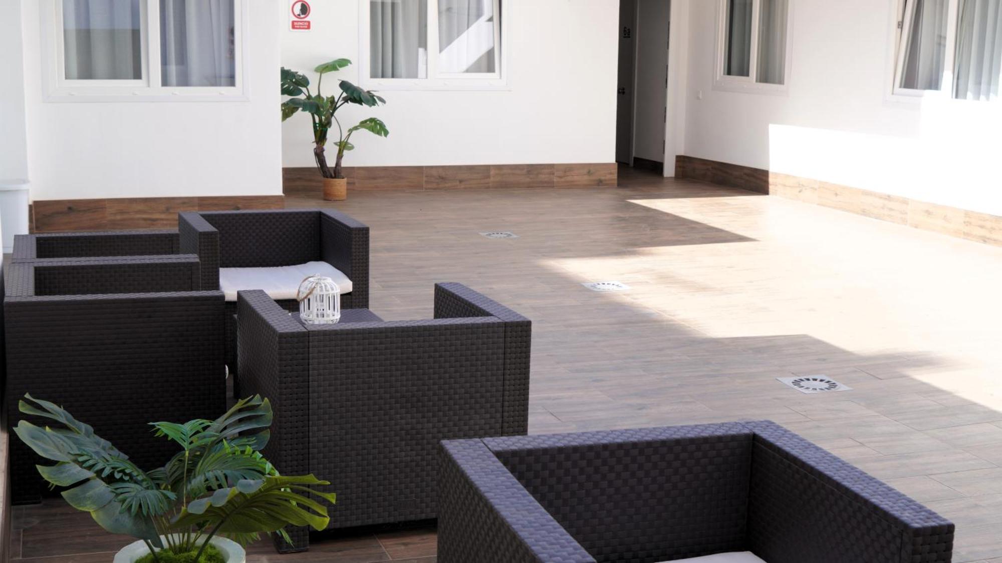 El Patio Hostal อาลิกันเต ภายนอก รูปภาพ