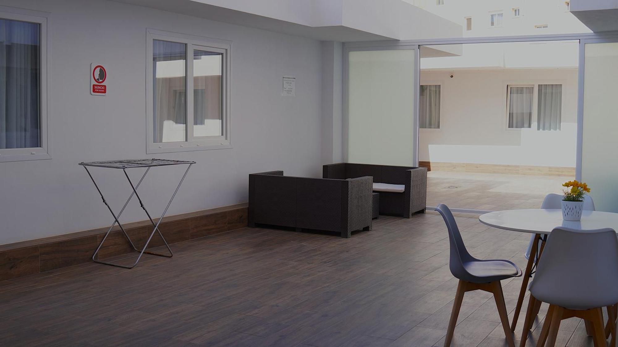El Patio Hostal อาลิกันเต ภายนอก รูปภาพ